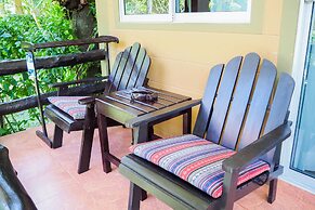 Lanta Castaway Beach Resort