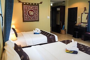 Lanta Castaway Beach Resort