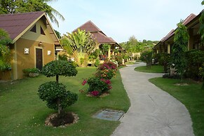Lanta Castaway Beach Resort