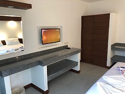 Noble House Beach Resort