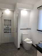 Noble House Beach Resort