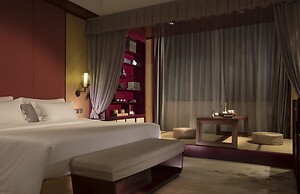 Ovation Seven-Cultivation Hotel