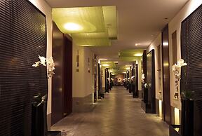 Ovation Seven-Cultivation Hotel