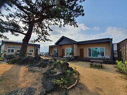 Wind Jeju Cafe & Pension