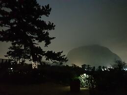 Wind Jeju Cafe & Pension