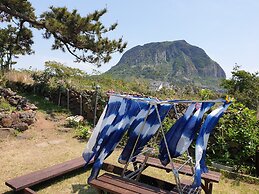 Wind Jeju Cafe & Pension