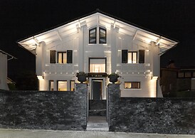 Villa Birdie Boutique