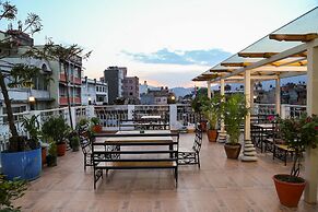 Hotel Himalayan Oasis