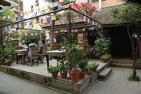 Hotel Himalayan Oasis