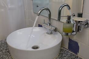 Hotel Himalayan Oasis