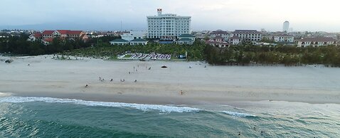 Gold Coast Hotel Resort & Spa