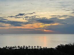 Gold Coast Hotel Resort & Spa