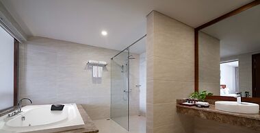 Gold Coast Hotel Resort & Spa