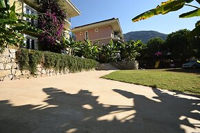 Antas Deluxe Apartments