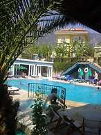 Antas Deluxe Apartments