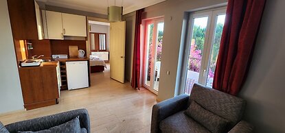 Antas Deluxe Apartments