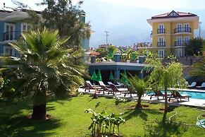 Antas Deluxe Apartments