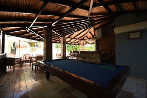 Antas Deluxe Apartments