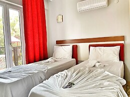 Antas Deluxe Apartments