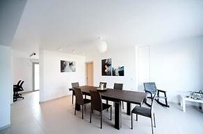 K&K Luxury Beach Villas