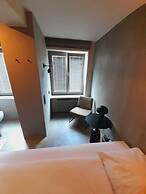 Hotel Mons Am Goetheplatz