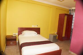 Triple Hill Hotel