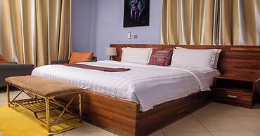 Triple Hill Hotel