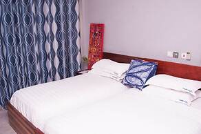 Triple Hill Hotel