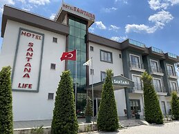 Hotel Santana Life