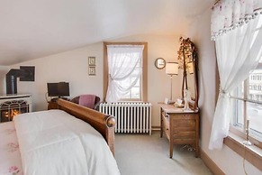 The Inn At Twin Linden