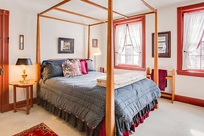 The Inn At Twin Linden