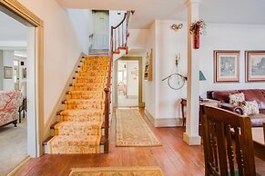 The Inn At Twin Linden