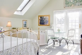 The Inn At Twin Linden