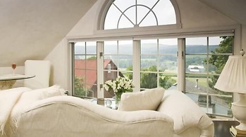 The Inn At Twin Linden