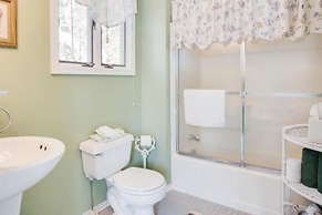 The Inn At Twin Linden