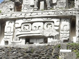 The Log Cab Inn Resort