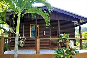 The Log Cab Inn Resort