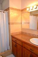 The Log Cab Inn Resort