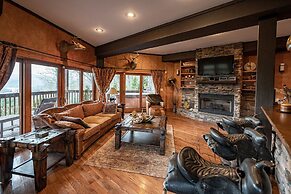 stayNantahala – Smoky Mountain Cabins and Luxury Yurts