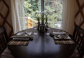 stayNantahala – Smoky Mountain Cabins and Luxury Yurts