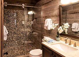 stayNantahala – Smoky Mountain Cabins and Luxury Yurts