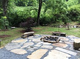 stayNantahala – Smoky Mountain Cabins and Luxury Yurts