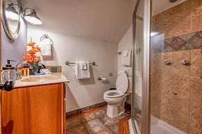 stayNantahala – Smoky Mountain Cabins and Luxury Yurts