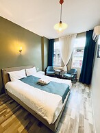 Puffin Suites & Rooms