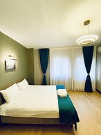 Puffin Suites & Rooms