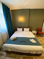 Puffin Suites & Rooms