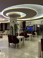 Grand Ezel Hotel