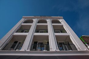 Hotel Riva by Aycon