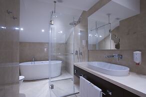 Hotel Riva by Aycon