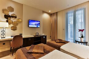Hotel Riva by Aycon